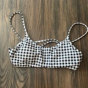 Black and white bikini top